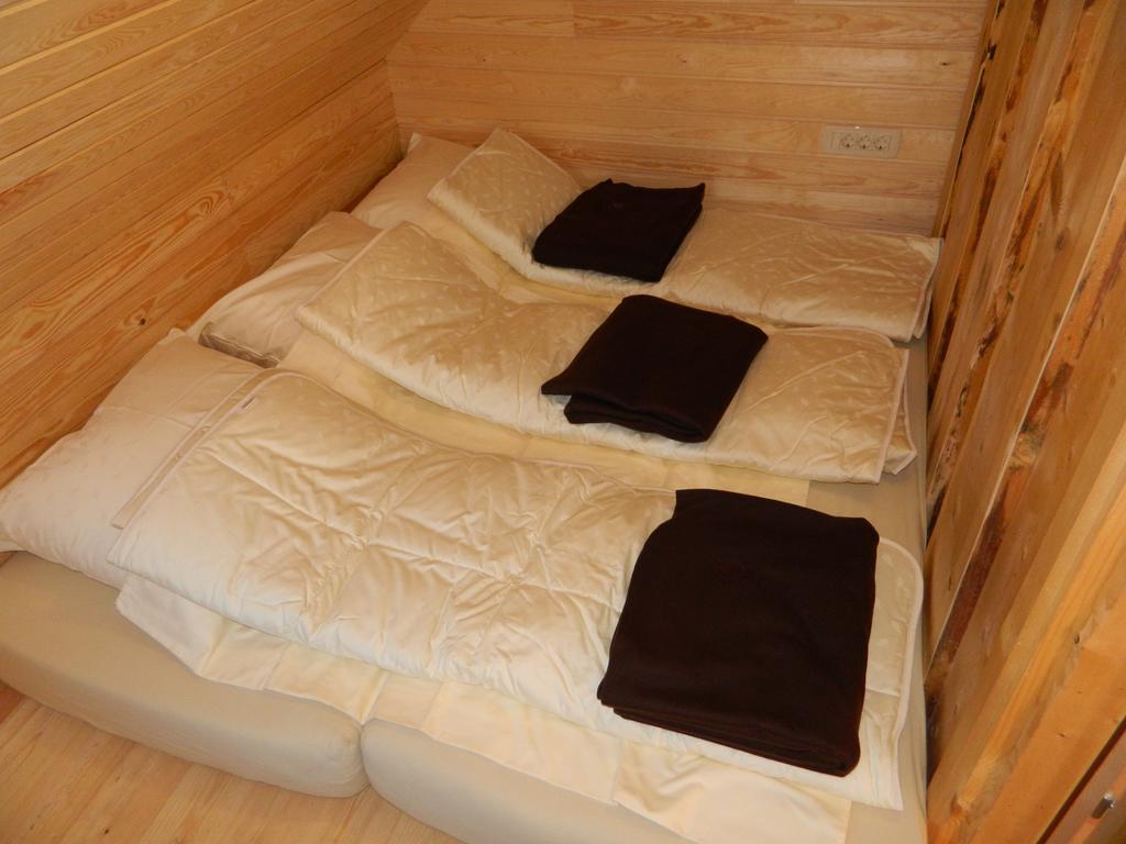 Farm stay Glamping Organic Farm Slibar