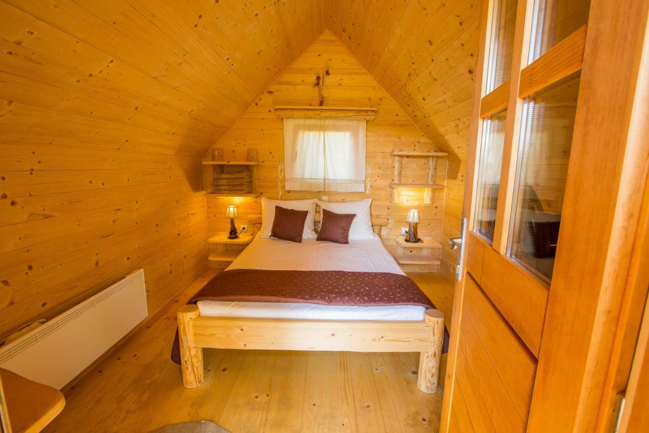 Glamping Organic Farm Slibar *