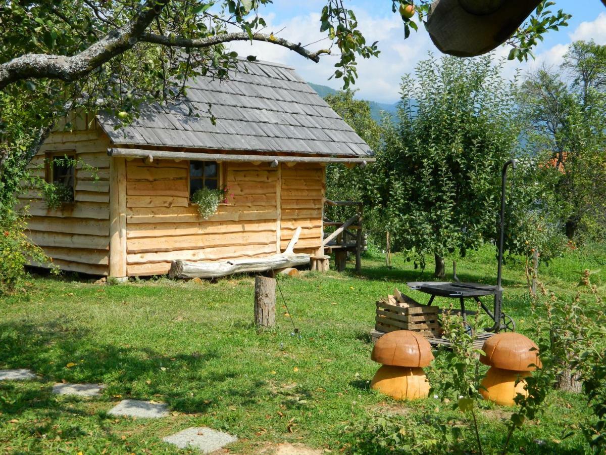 Glamping Organic Farm Slibar Farm stay *